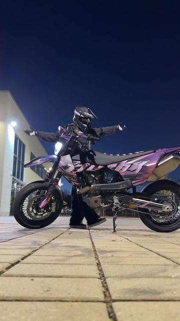 @Fibii