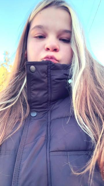 @Л;з@_ун_ька