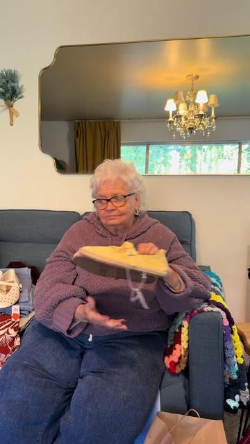 @grannyandshel