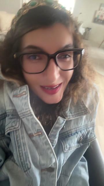 @SmileySarah32 🤡