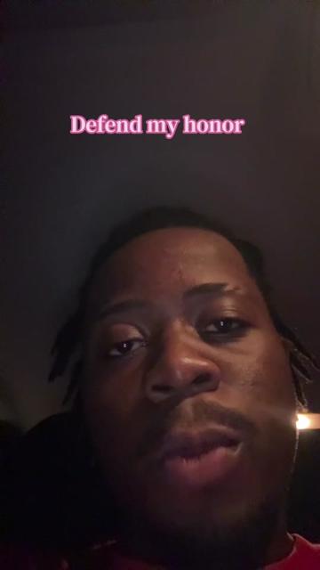 @moyoezzy