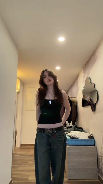 @𝒯𝒶𝓂𝒾🦇🛹🎸
