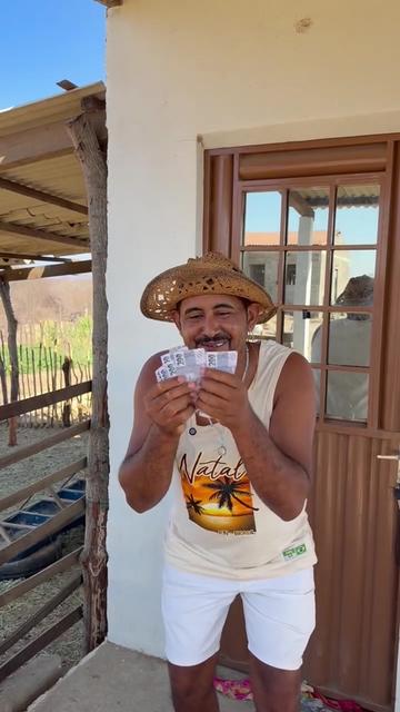 @Carroceirobocaaberta