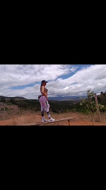 @Diana. Te Sigue