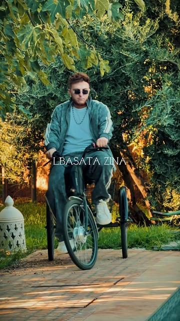 @L A Z A R O