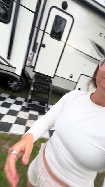 @Jenna&Mac // TRAVEL + RV LIFE