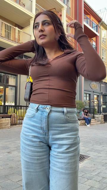 @KOMAL GARHA💕