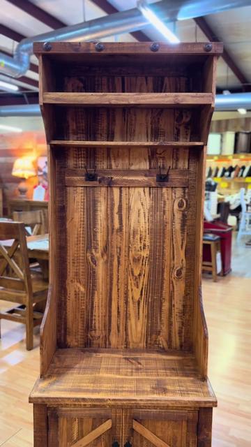 @RusticFurnitureDepot