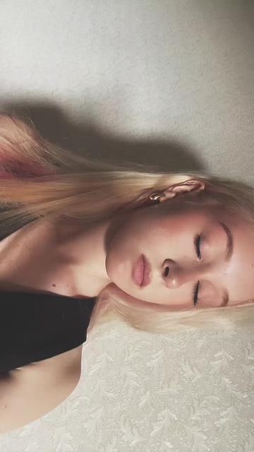 @krissweq