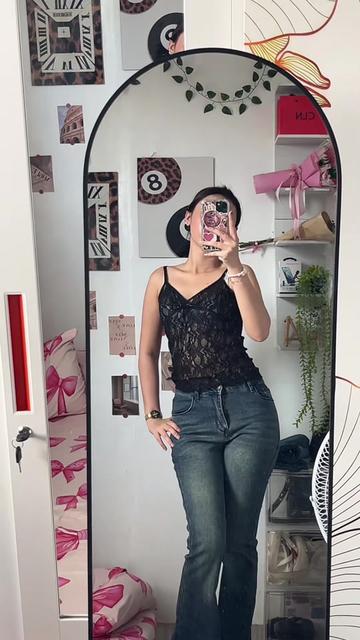 @whoslebs_ 𝜗𝜚 ࣪˖