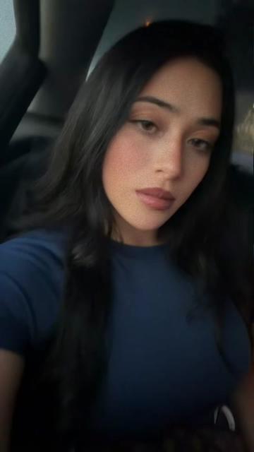 @•🧝🏻♀️DEBBIE🧝🏻♀️•