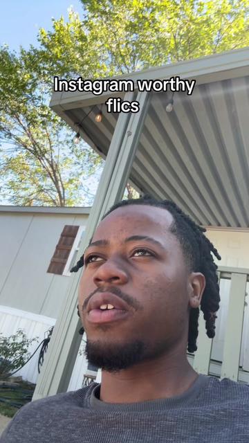 @moyoezzy