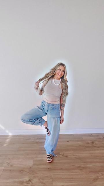 @Hayli Moore | Hairstylist