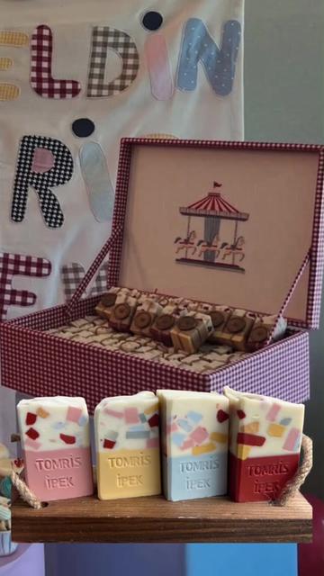 @Cesiey Handmade