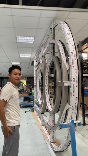 @Việt Sơn - Giải Pháp Cửa