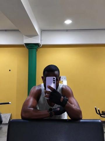 @K.N