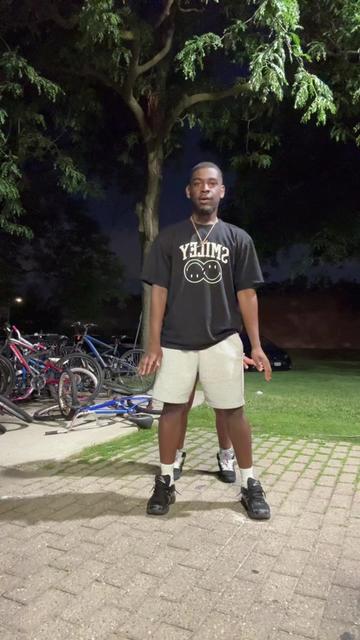 @KingManley_