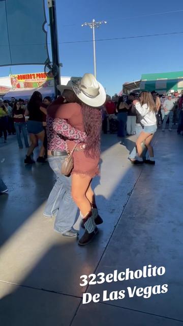 @323elcholito