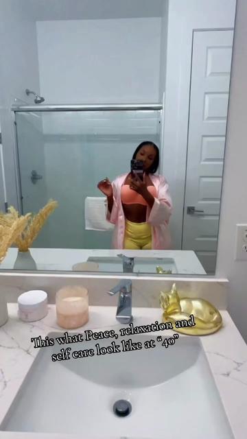 @CrownMarie_Only1
