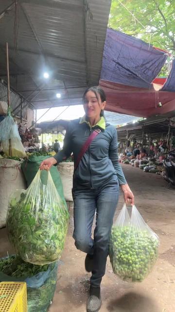 @Lan hoa vui vẻ