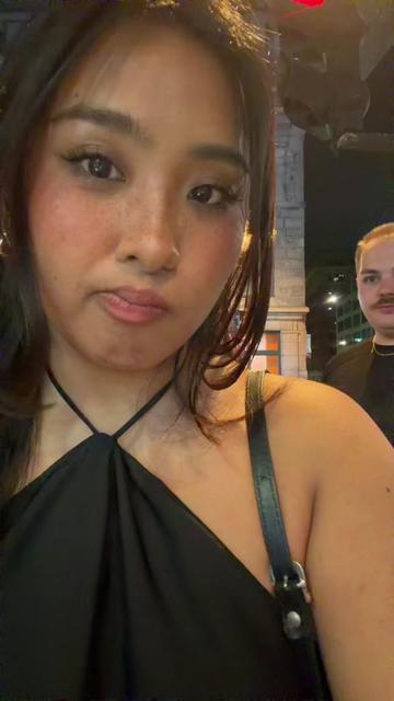 @JULIA QUYNH