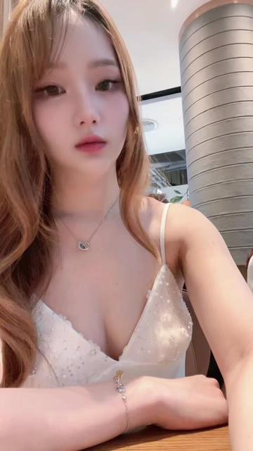 @𝒜𝓂𝓂𝒾𝑒