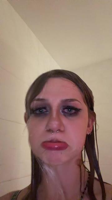 @trashy