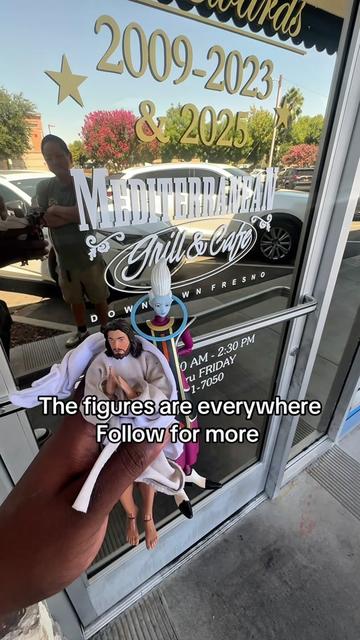 @Figures Everywhere