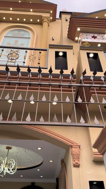 @( GRAND LIVING ) CONSTRUCTION