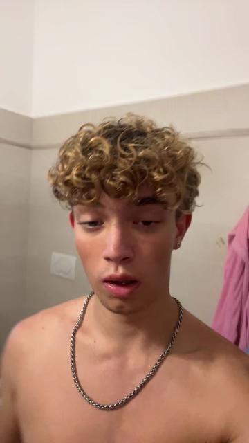 @𝓨 𝓛 𝓘 𝓐 𝓝💎