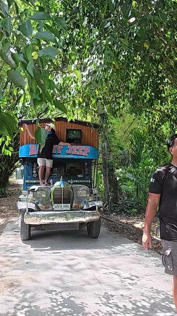 @Bahay Jeep ni Antet