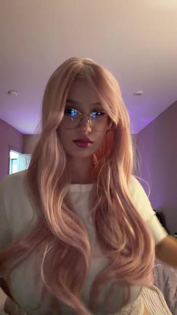 @Sofia_Hosok