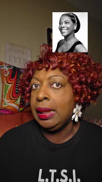 @UnstoppHERble (Sharon)