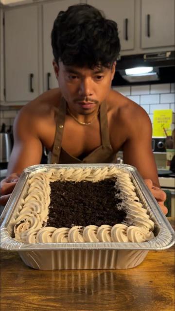 @The Shirtless Baker