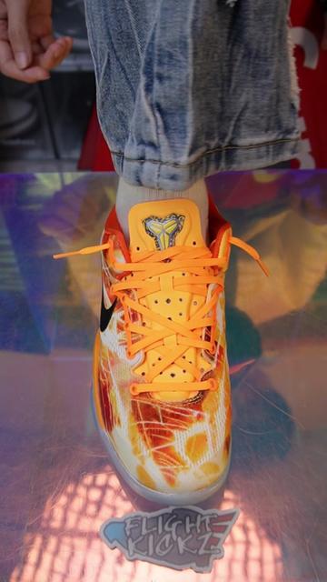 @Lacedsneaker