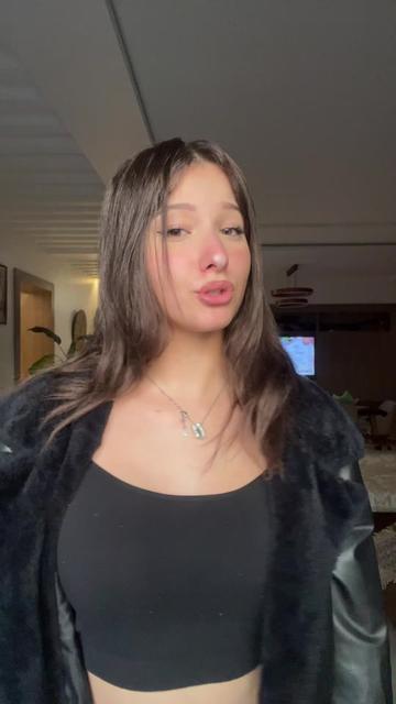 @👸🏼