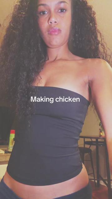 @🧔🏾♀️