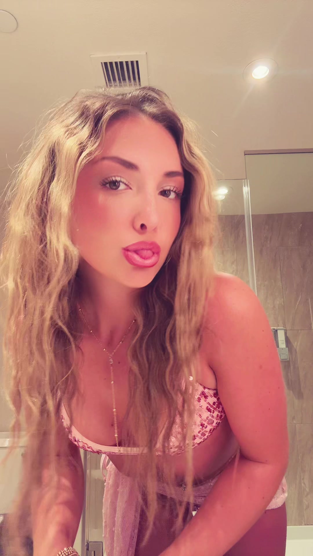 @Juliana😽