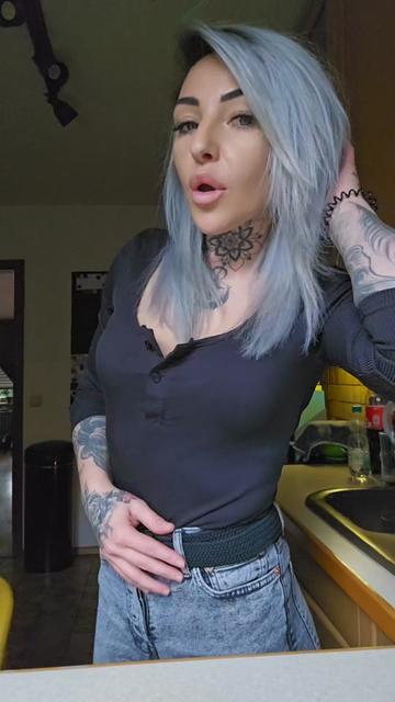 @Karolina