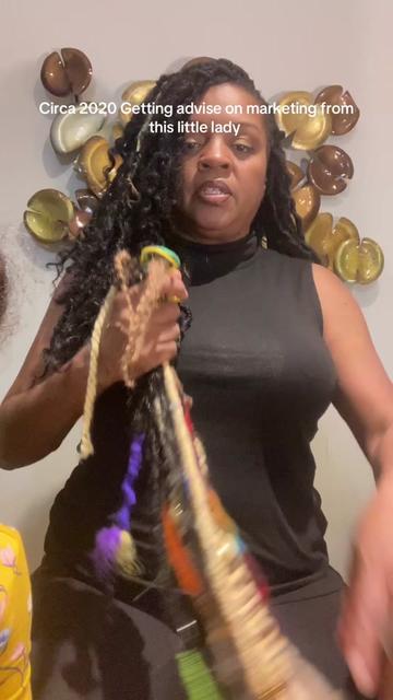 @Hairbyrona