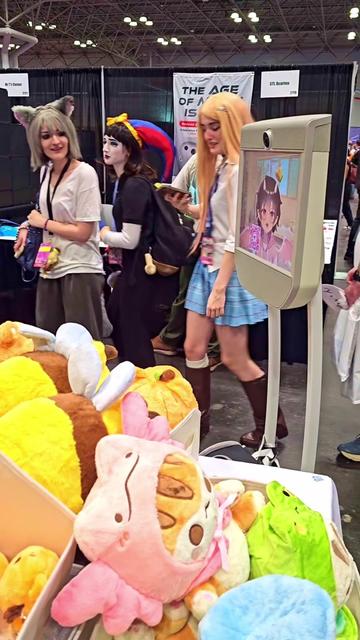 @Chibi Chomps 👑💕