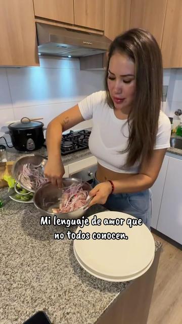 @Annie te sigue 🇵🇪 🌹