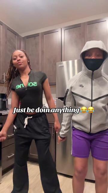 @deedivinegoddess