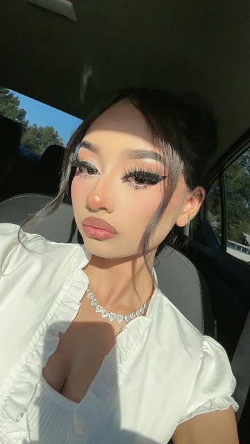 @￶