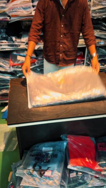 @Shoe Bank And Fashion Hunt