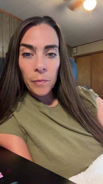 @Breelyncowan