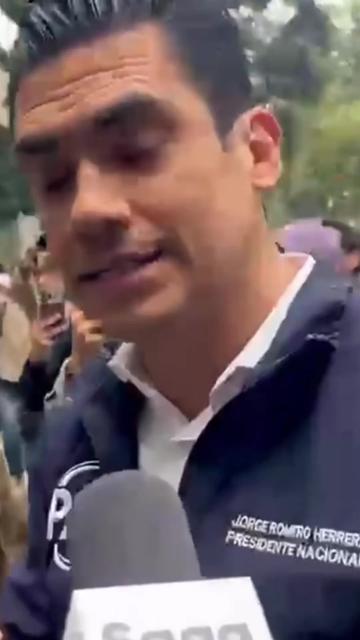 @Juanito Godínez