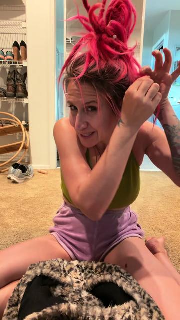 @Livinglaurabeth