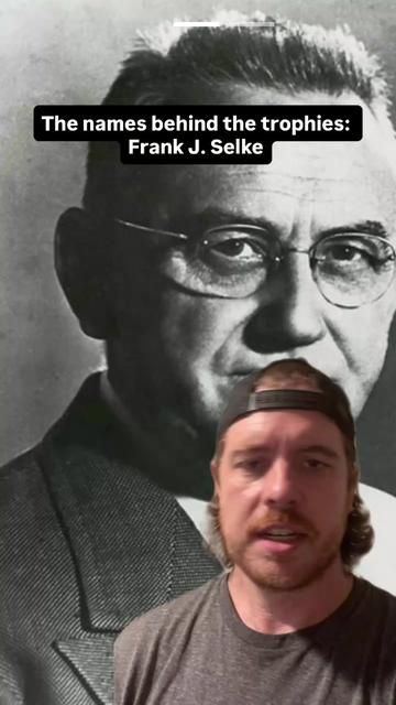 @puckwatching_