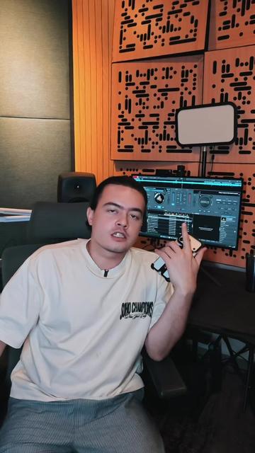 @JayJax